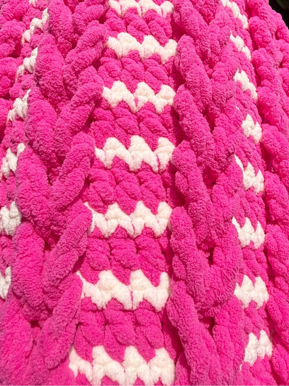 Handmade Chunky Chenille Crochet Blanket Hot Pink White Cozy Throw 57x40 - Picture 2 of 7